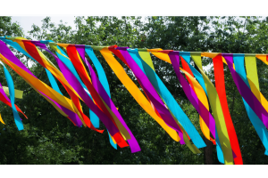 How to Make and Decorate with Fabric Bunting for Every Occasion